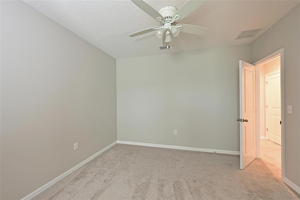 待售: $370,000 (3 贝兹, 2 浴室, 1725 平方英尺)