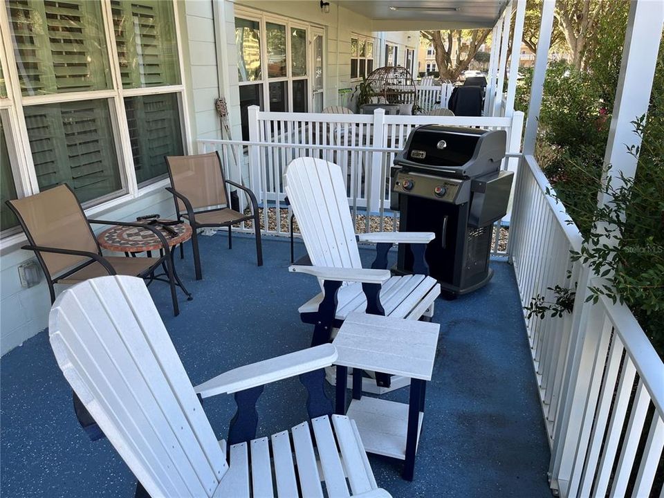 For Sale: $284,900 (2 beds, 2 baths, 1400 Square Feet)