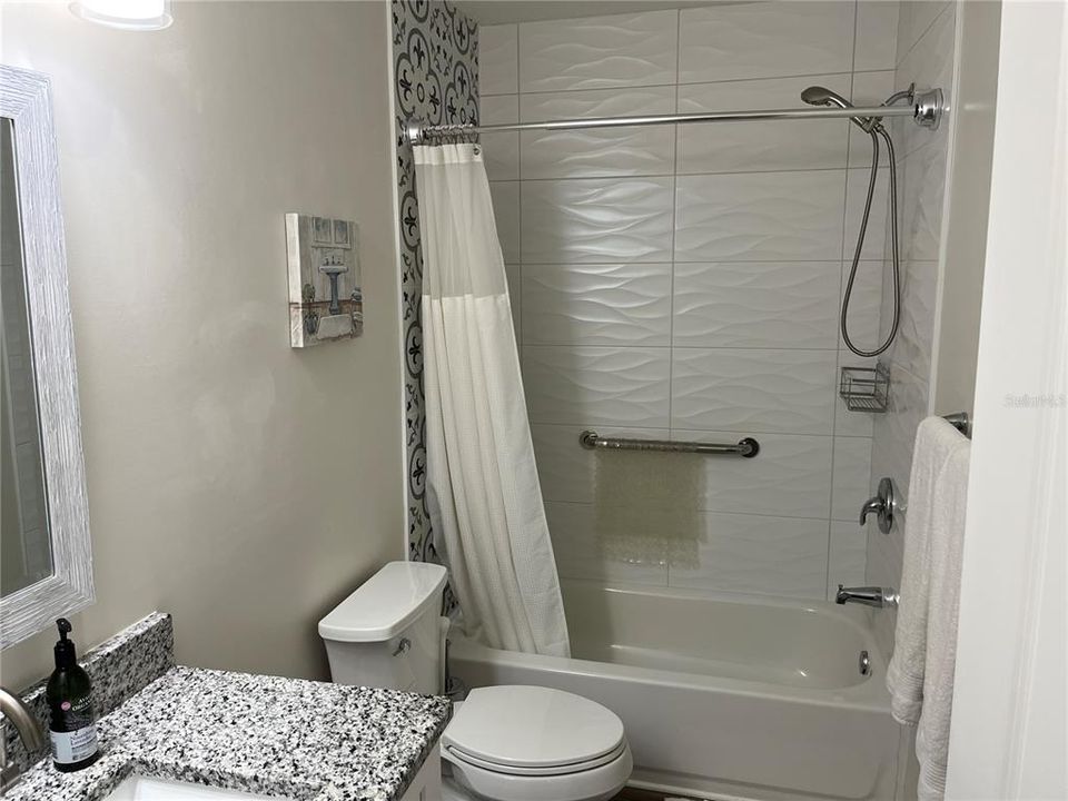 For Sale: $284,900 (2 beds, 2 baths, 1400 Square Feet)