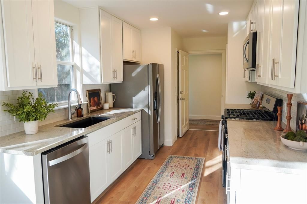 En Venta: $449,000 (2 camas, 1 baños, 1679 Pies cuadrados)