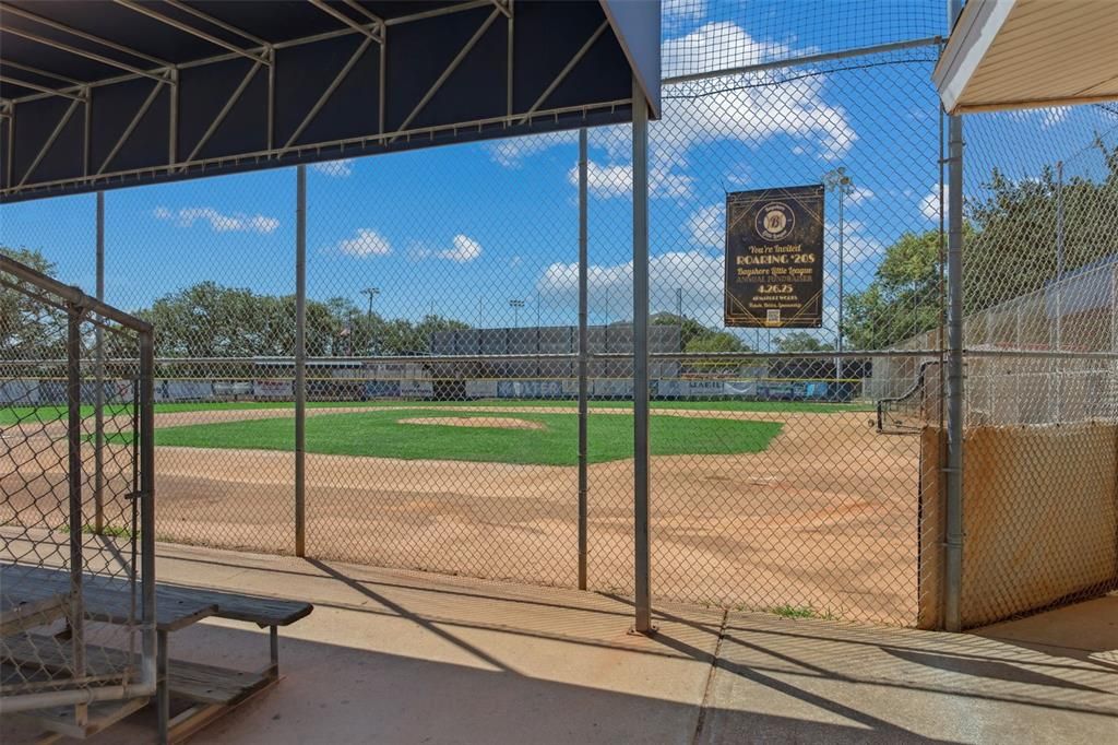 For Rent: $3,500 (3 beds, 2 baths, 1134 Square Feet)