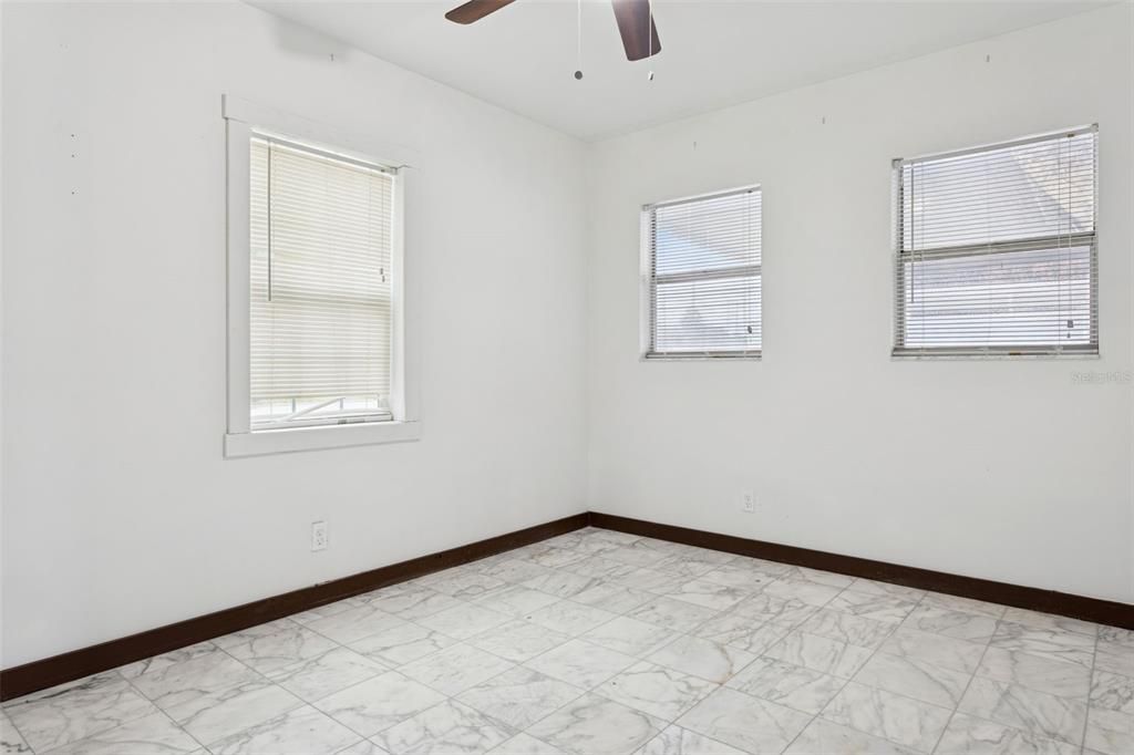 For Rent: $3,500 (3 beds, 2 baths, 1134 Square Feet)