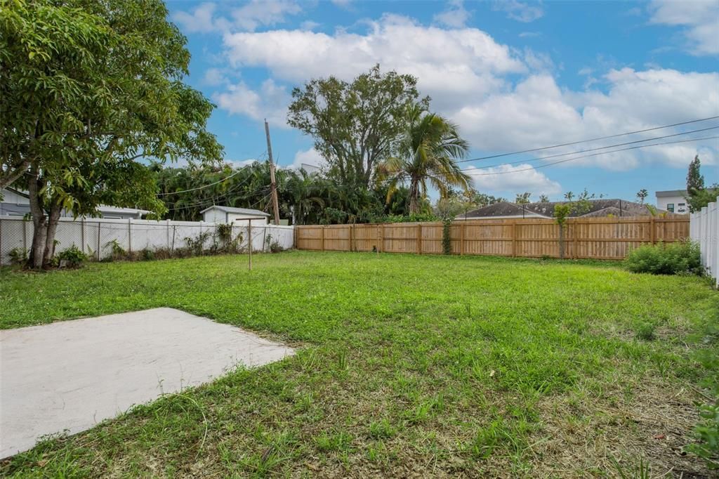 For Rent: $3,500 (3 beds, 2 baths, 1134 Square Feet)