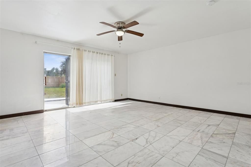 For Rent: $3,500 (3 beds, 2 baths, 1134 Square Feet)