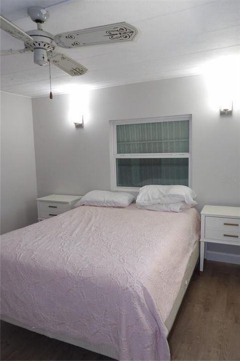 待售: $90,000 (2 贝兹, 1 浴室, 672 平方英尺)