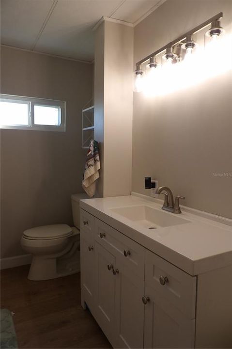 待售: $90,000 (2 贝兹, 1 浴室, 672 平方英尺)