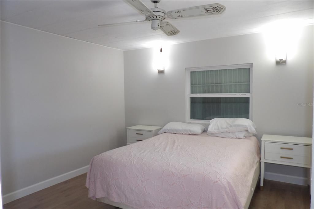 待售: $90,000 (2 贝兹, 1 浴室, 672 平方英尺)