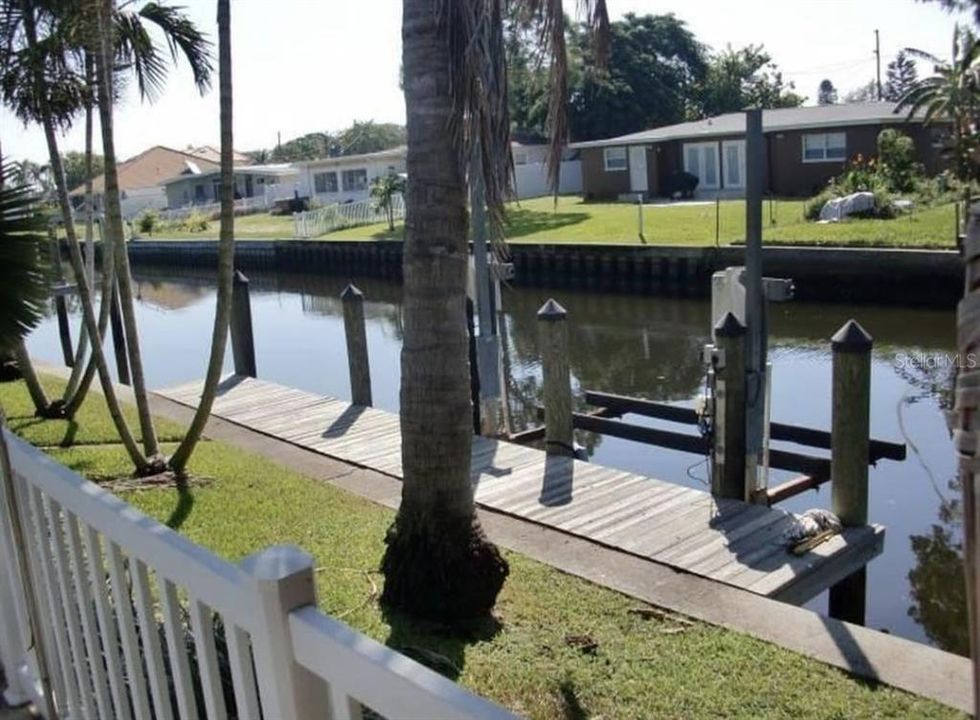 En Venta: $550,000 (3 camas, 2 baños, 2068 Pies cuadrados)