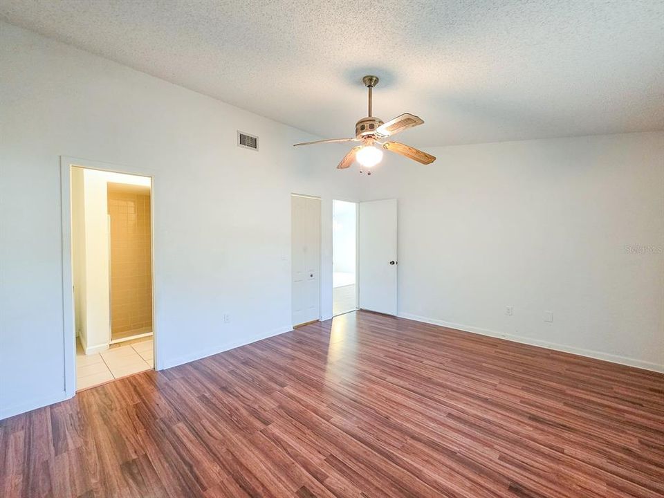 En Venta: $219,000 (3 camas, 2 baños, 1247 Pies cuadrados)