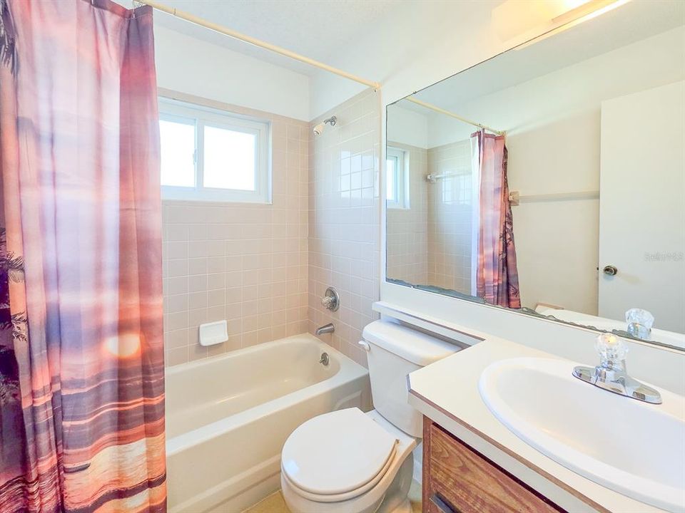 En Venta: $219,000 (3 camas, 2 baños, 1247 Pies cuadrados)