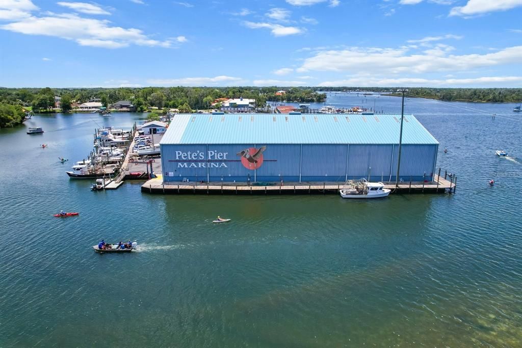 На продажу: $309,900 (3 спален, 2 ванн, 2096 Квадратных фут)