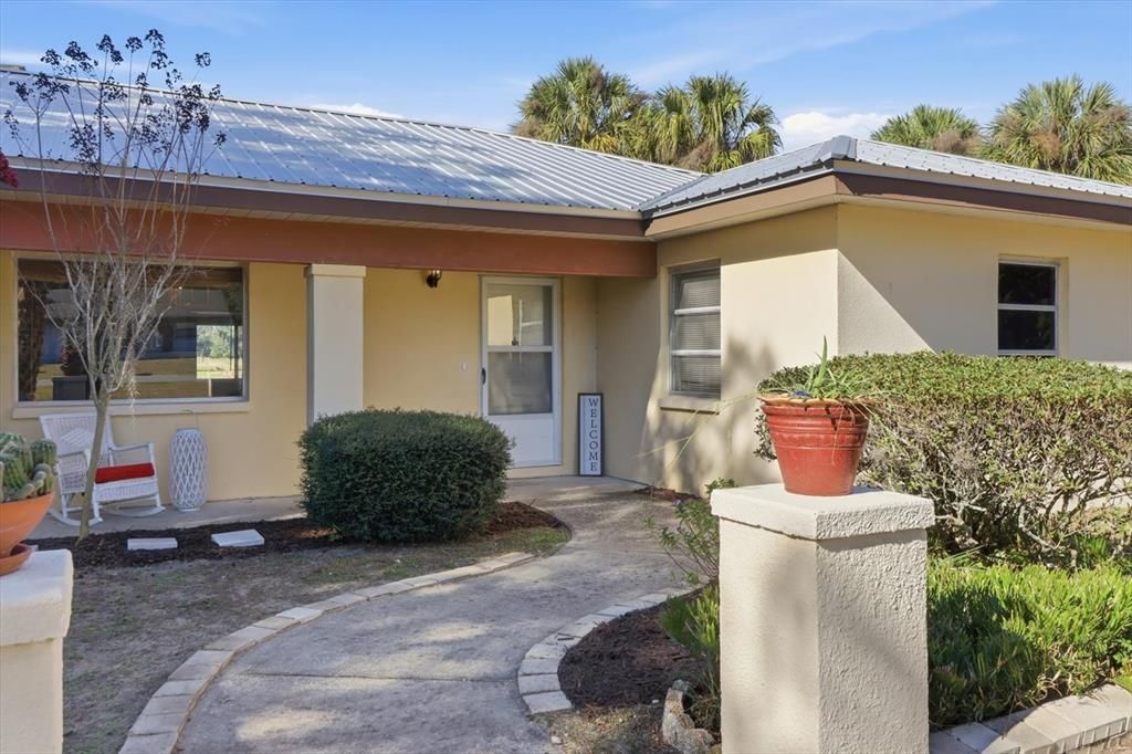 На продажу: $309,900 (3 спален, 2 ванн, 2096 Квадратных фут)