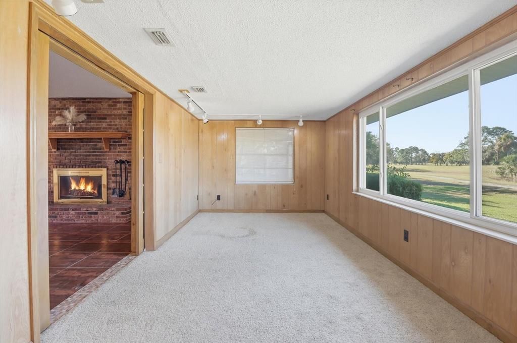 На продажу: $309,900 (3 спален, 2 ванн, 2096 Квадратных фут)