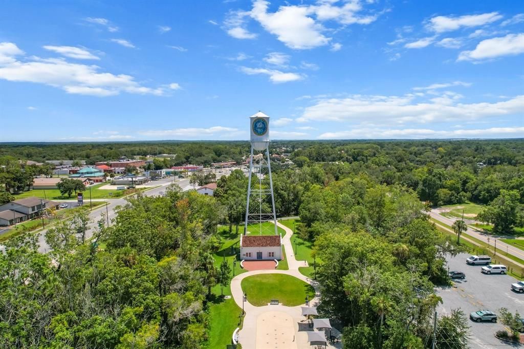 На продажу: $309,900 (3 спален, 2 ванн, 2096 Квадратных фут)