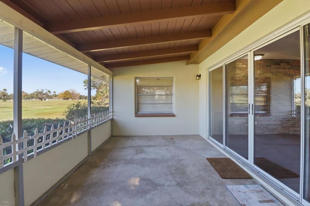 На продажу: $309,900 (3 спален, 2 ванн, 2096 Квадратных фут)