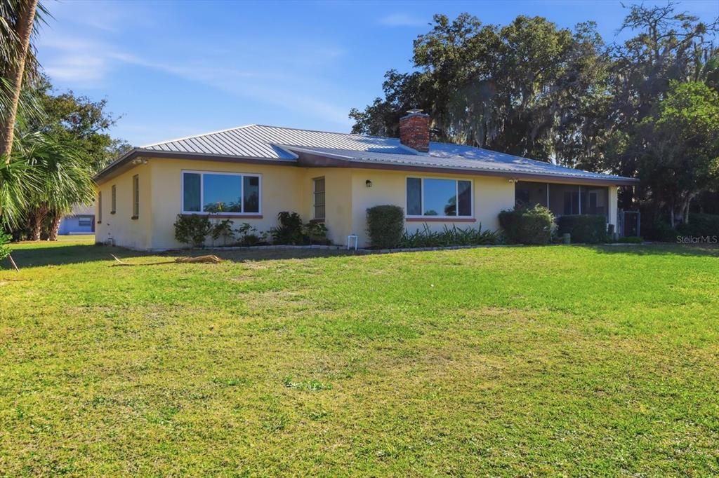 На продажу: $309,900 (3 спален, 2 ванн, 2096 Квадратных фут)