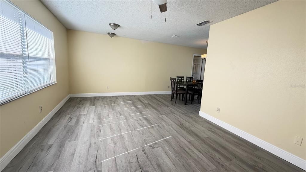 For Sale: $385,000 (3 beds, 2 baths, 2000 Square Feet)