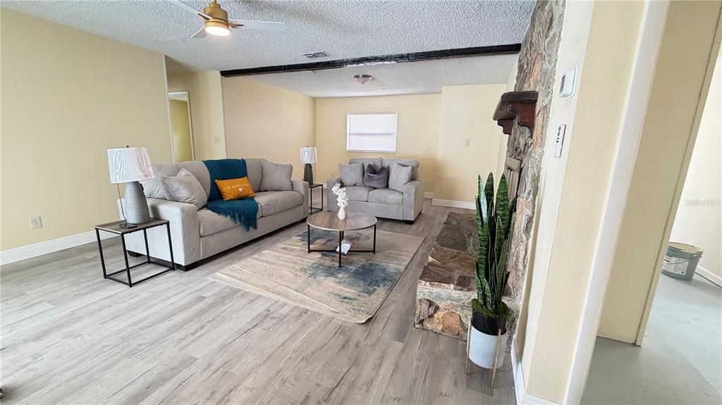 For Sale: $385,000 (3 beds, 2 baths, 2000 Square Feet)