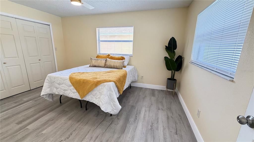 For Sale: $385,000 (3 beds, 2 baths, 2000 Square Feet)