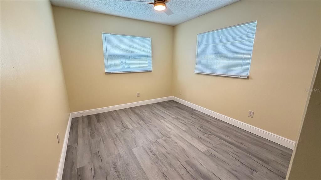 For Sale: $385,000 (3 beds, 2 baths, 2000 Square Feet)