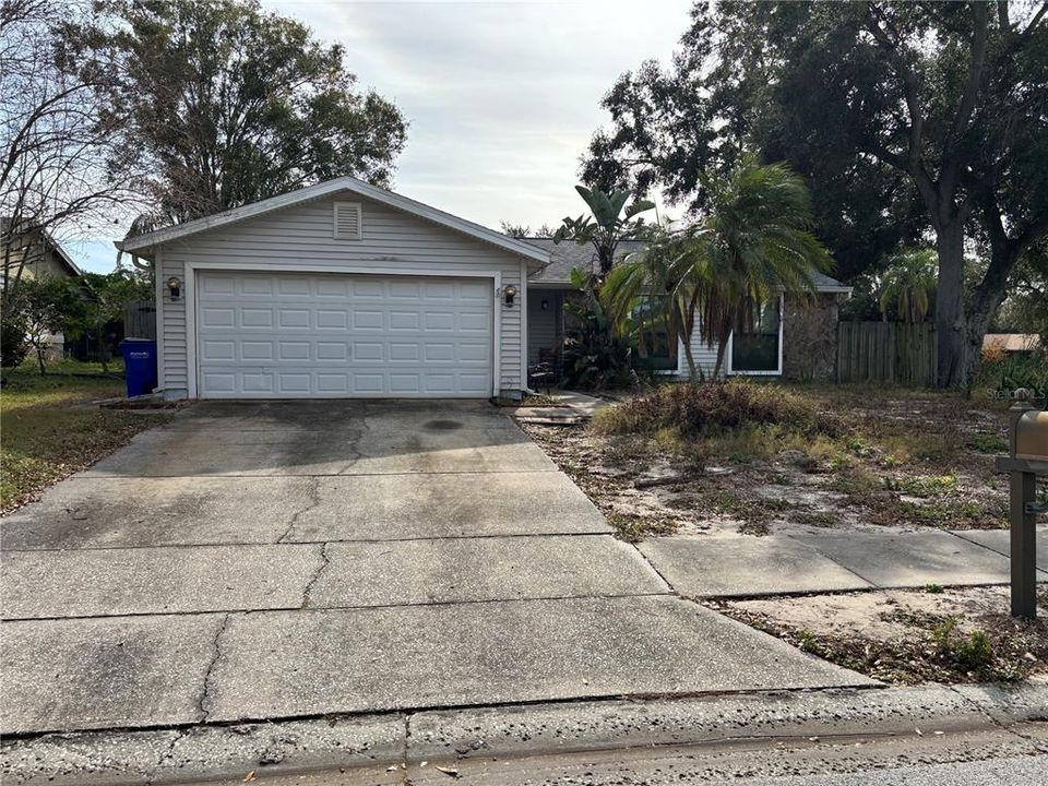 For Sale: $390,000 (3 beds, 2 baths, 1380 Square Feet)