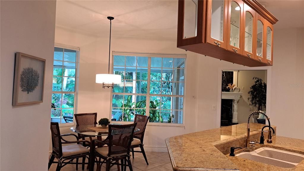 For Sale: $840,000 (3 beds, 2 baths, 1894 Square Feet)