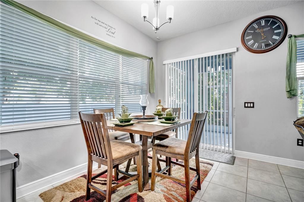 For Sale: $719,000 (3 beds, 2 baths, 2200 Square Feet)