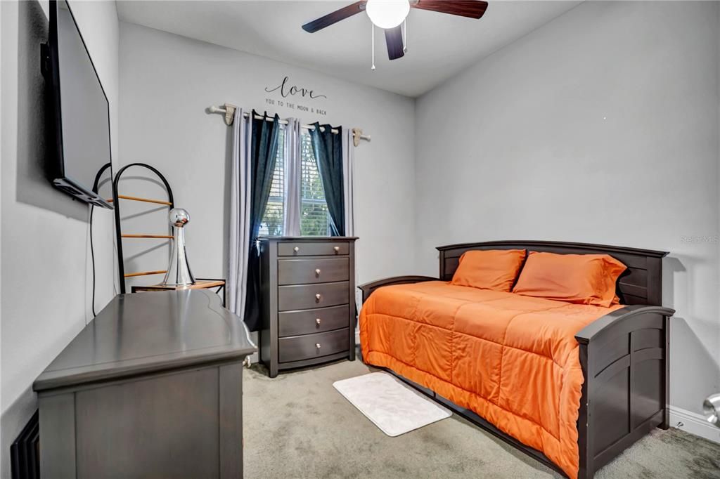 For Sale: $719,000 (3 beds, 2 baths, 2200 Square Feet)