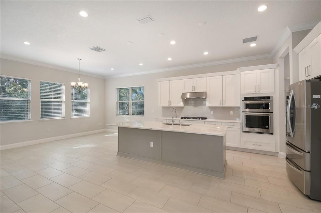 В аренду: $6,995 (5 спален, 4 ванн, 4030 Квадратных фут)