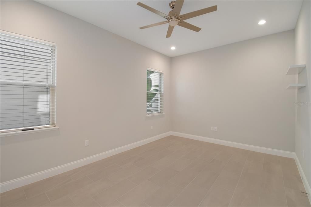 В аренду: $6,995 (5 спален, 4 ванн, 4030 Квадратных фут)