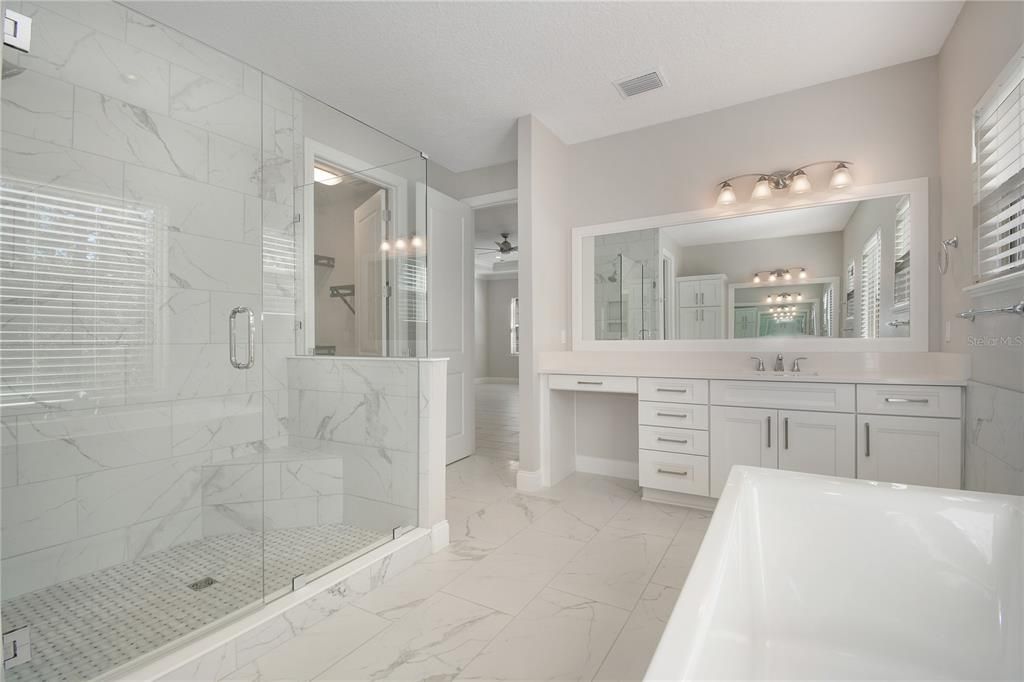 В аренду: $6,995 (5 спален, 4 ванн, 4030 Квадратных фут)