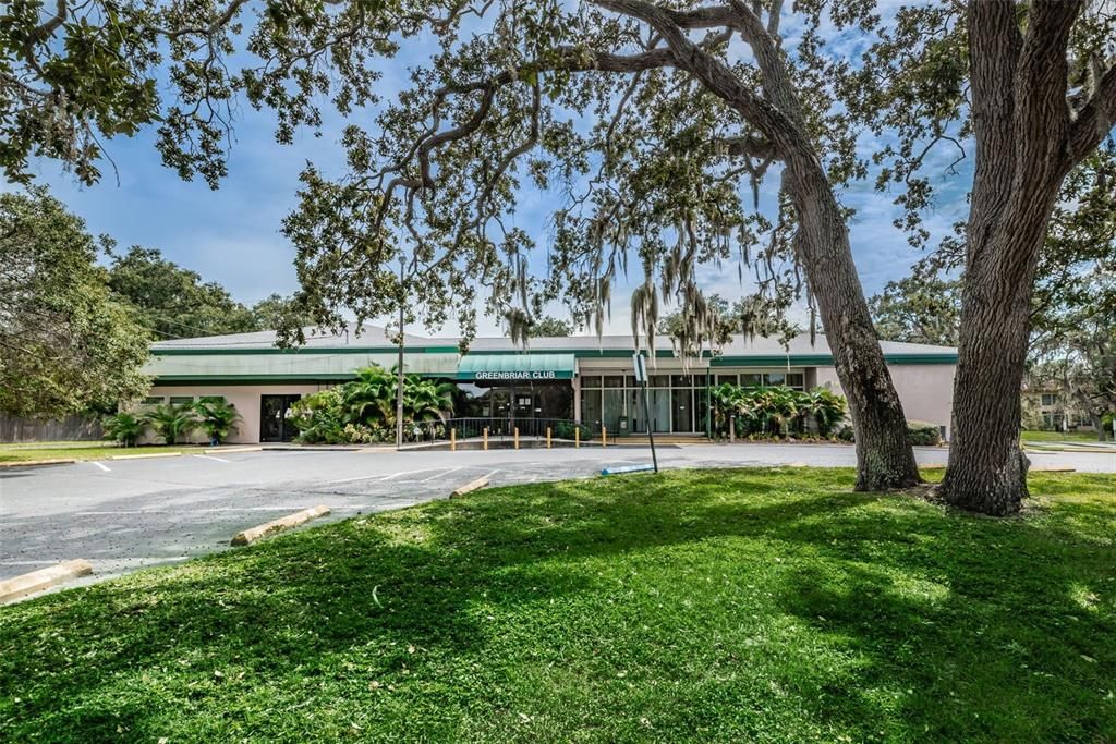 待售: $84,900 (1 贝兹, 1 浴室, 605 平方英尺)