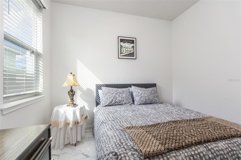 For Sale: $489,000 (3 beds, 3 baths, 2175 Square Feet)