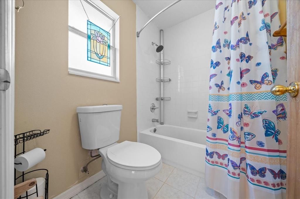 待售: $400,000 (2 贝兹, 2 浴室, 1554 平方英尺)