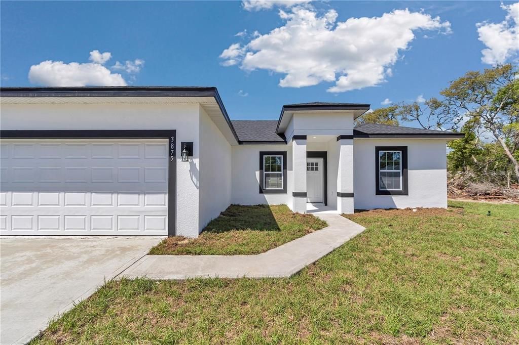 For Rent: $1,900 (4 beds, 2 baths, 1765 Square Feet)