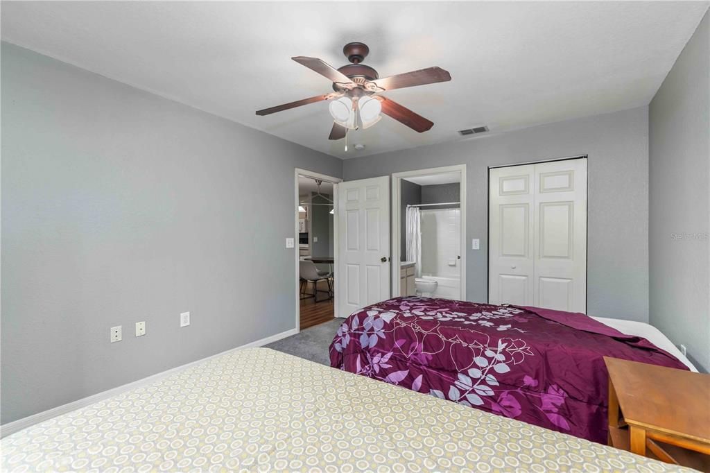 В аренду: $1,950 (3 спален, 2 ванн, 1224 Квадратных фут)