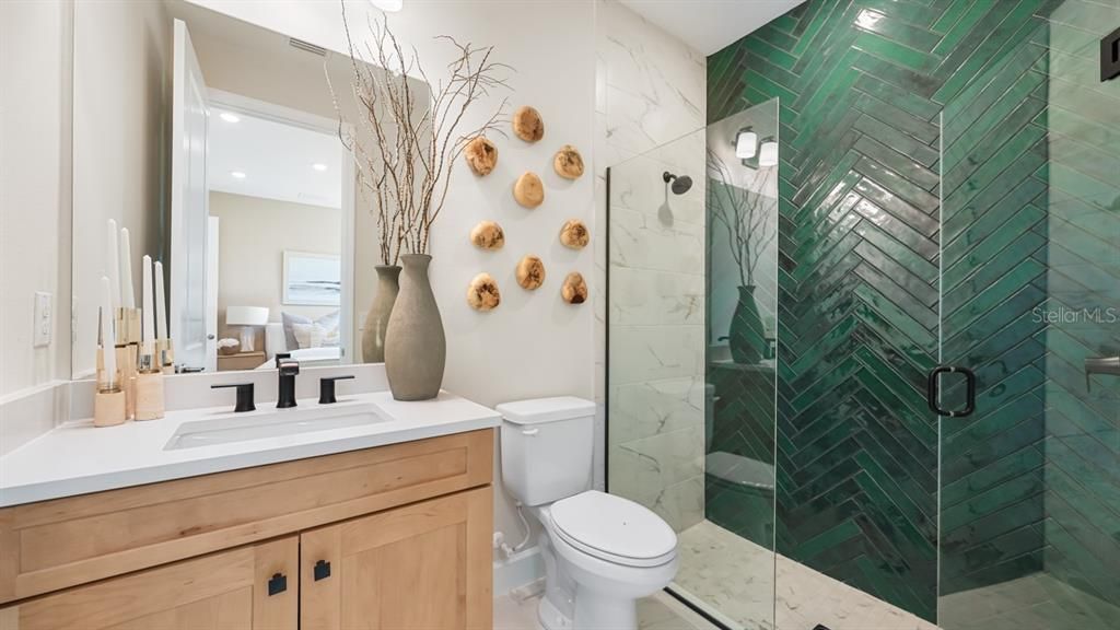 En Venta: $759,999 (5 camas, 4 baños, 3461 Pies cuadrados)