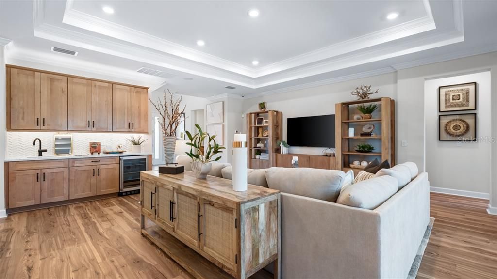 En Venta: $759,999 (5 camas, 4 baños, 3461 Pies cuadrados)