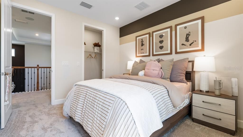 En Venta: $759,999 (5 camas, 4 baños, 3461 Pies cuadrados)