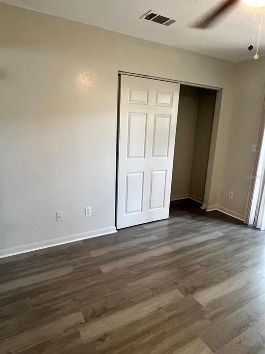 For Rent: $1,350 (2 beds, 1 baths, 820 Square Feet)
