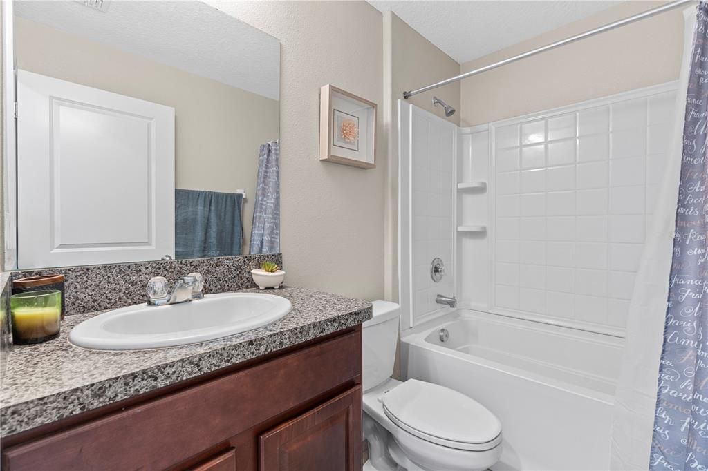 For Rent: $2,500 (3 beds, 2 baths, 1561 Square Feet)