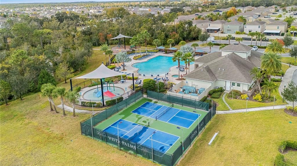 For Rent: $2,500 (3 beds, 2 baths, 1561 Square Feet)