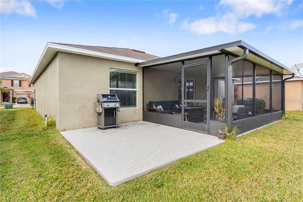 For Rent: $2,500 (3 beds, 2 baths, 1561 Square Feet)