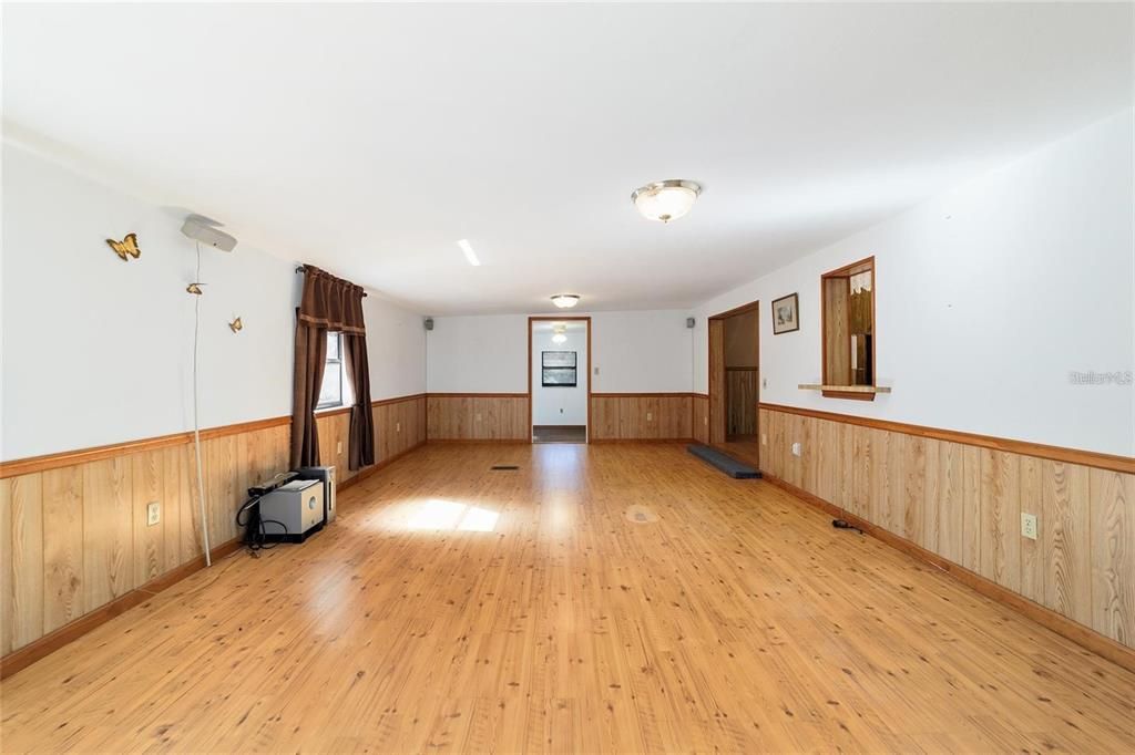 En Venta: $225,000 (3 camas, 2 baños, 1749 Pies cuadrados)