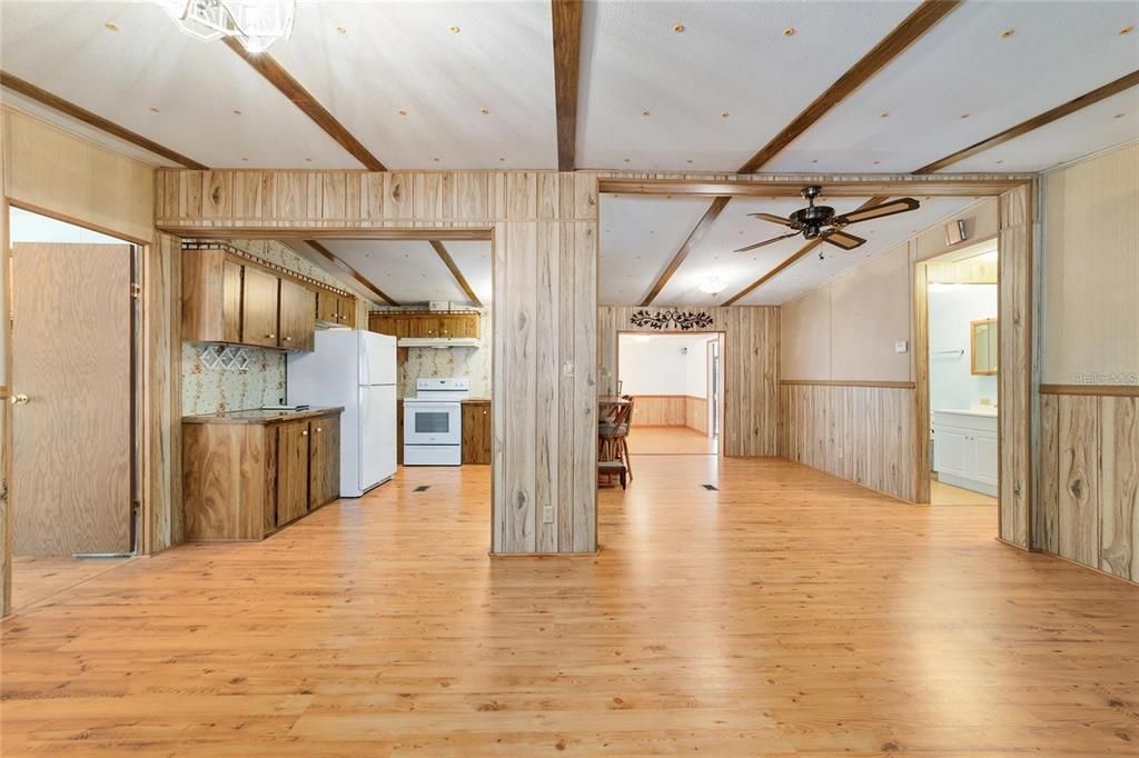 En Venta: $225,000 (3 camas, 2 baños, 1749 Pies cuadrados)