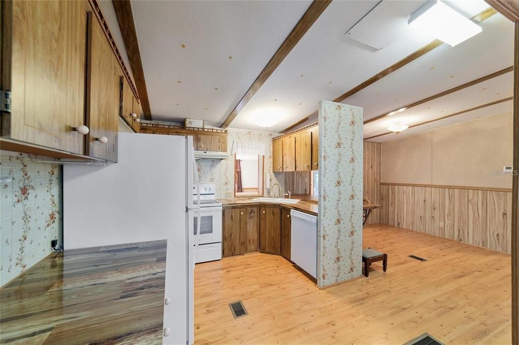 En Venta: $225,000 (3 camas, 2 baños, 1749 Pies cuadrados)