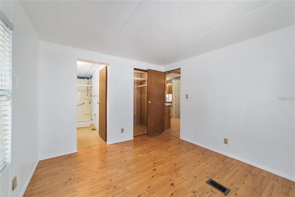 En Venta: $225,000 (3 camas, 2 baños, 1749 Pies cuadrados)