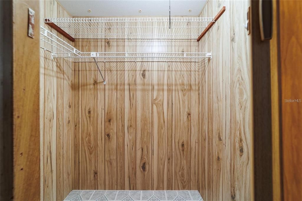 En Venta: $225,000 (3 camas, 2 baños, 1749 Pies cuadrados)