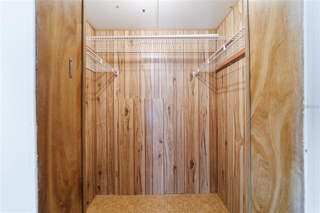 En Venta: $225,000 (3 camas, 2 baños, 1749 Pies cuadrados)