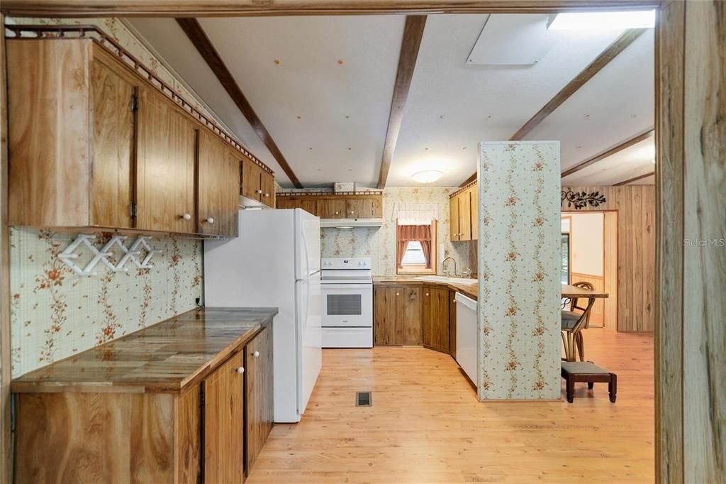 En Venta: $225,000 (3 camas, 2 baños, 1749 Pies cuadrados)